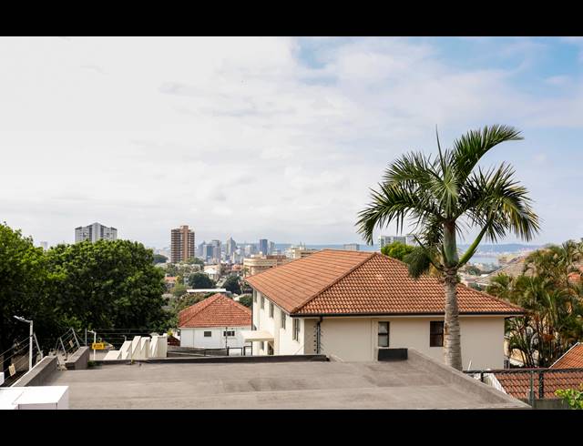 5 BEDROOM SECTIONAL TITLE FOR SALE IN MUSGRAVE